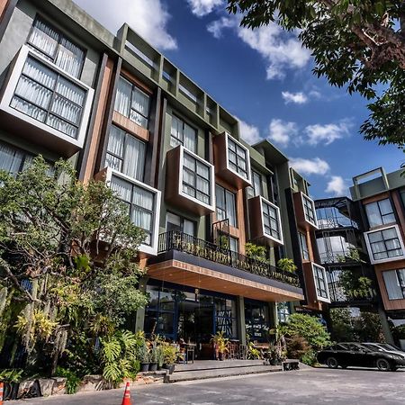 The Wood Hotel Surin Bagian luar foto
