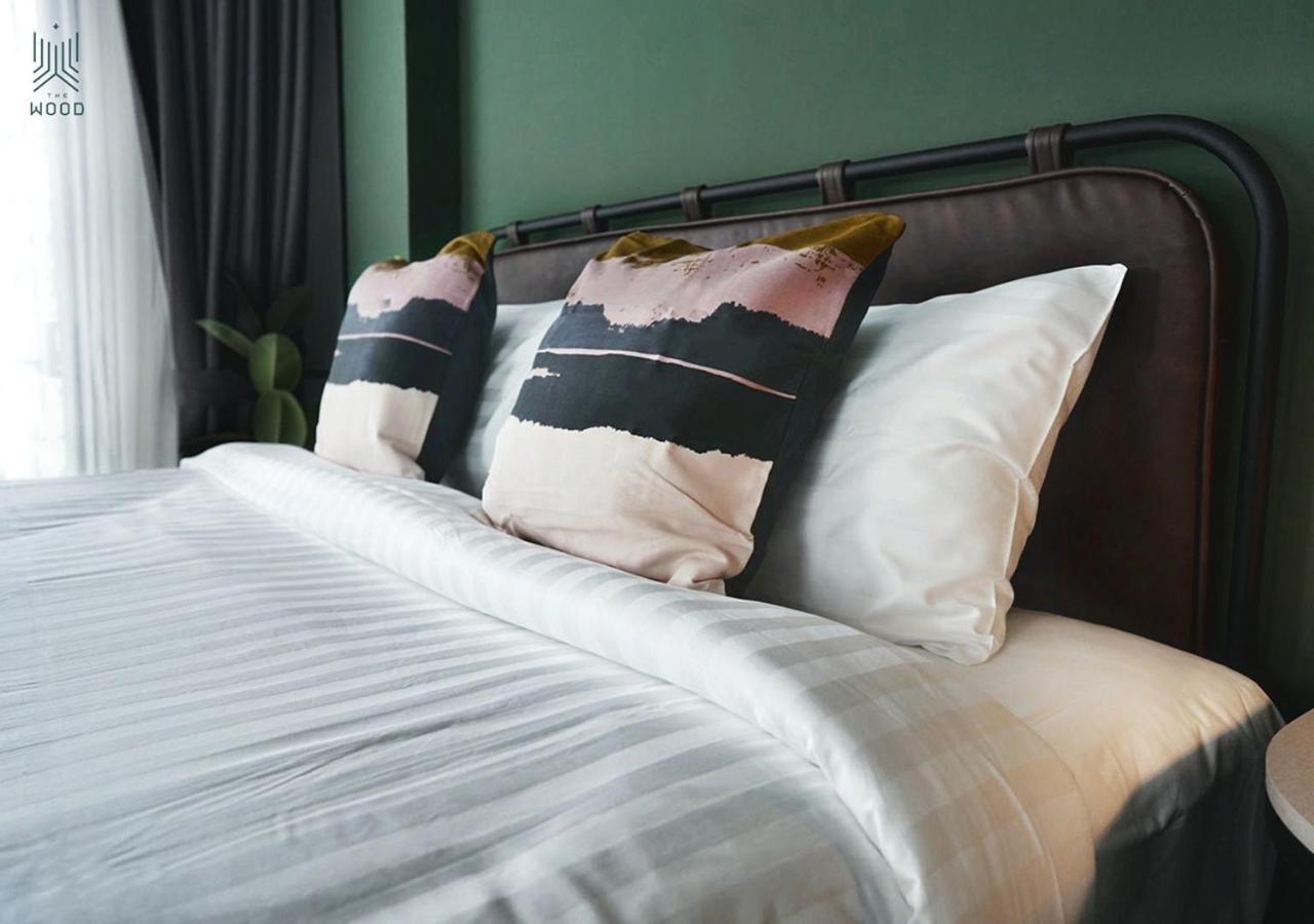 The Wood Hotel Surin Bagian luar foto
