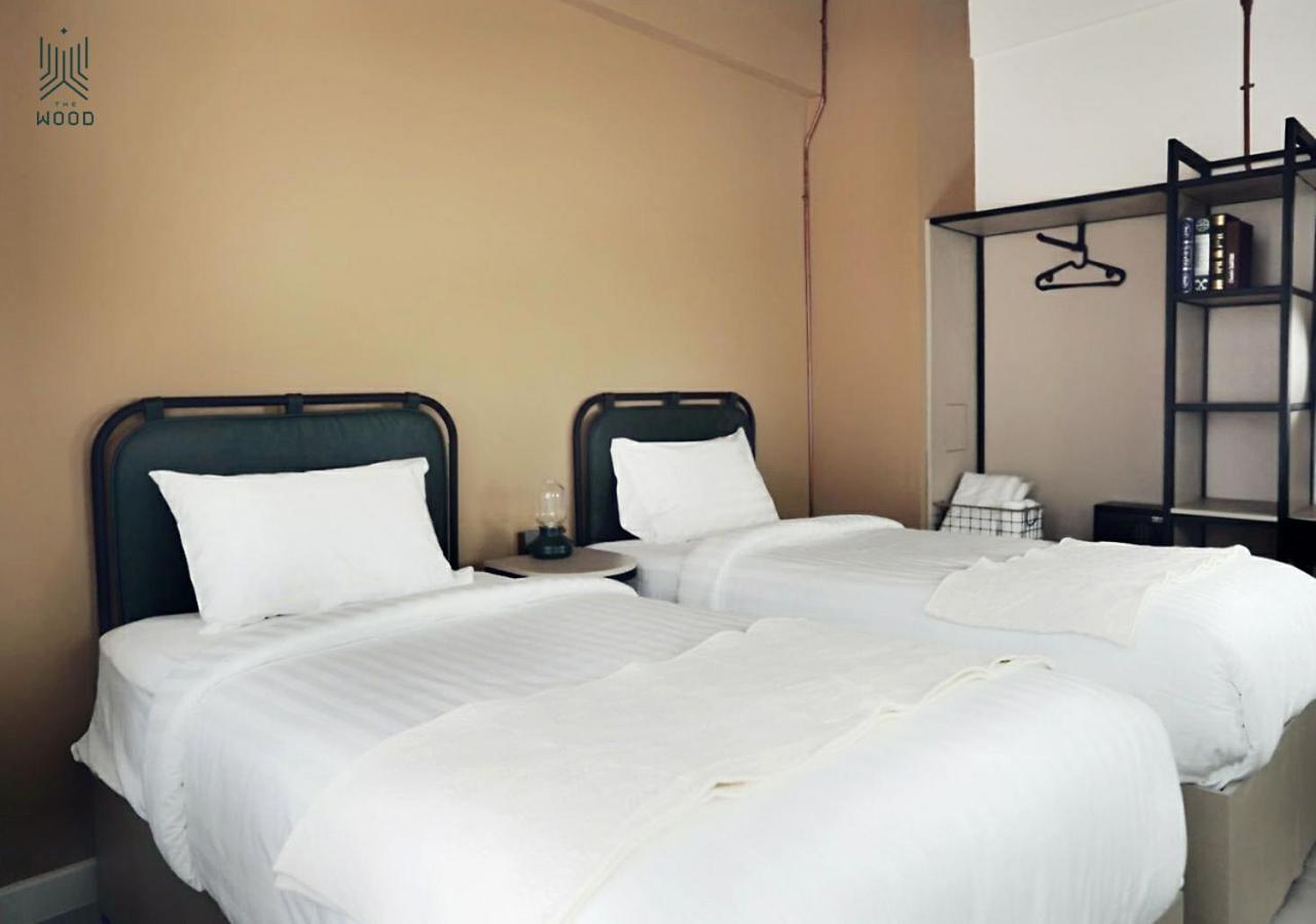 The Wood Hotel Surin Bagian luar foto