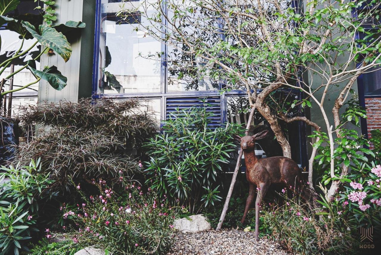 The Wood Hotel Surin Bagian luar foto