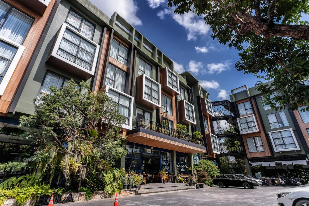 The Wood Hotel Surin Bagian luar foto