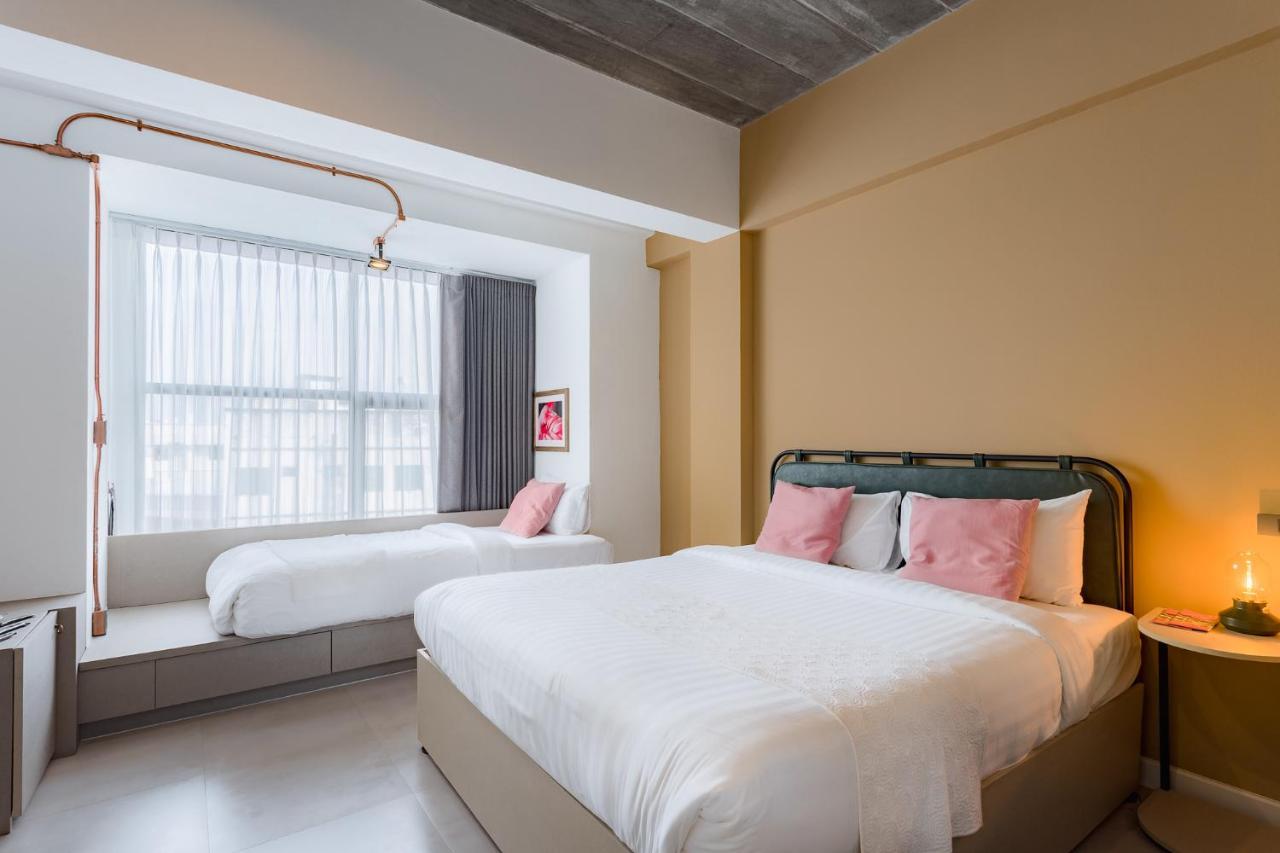 The Wood Hotel Surin Bagian luar foto