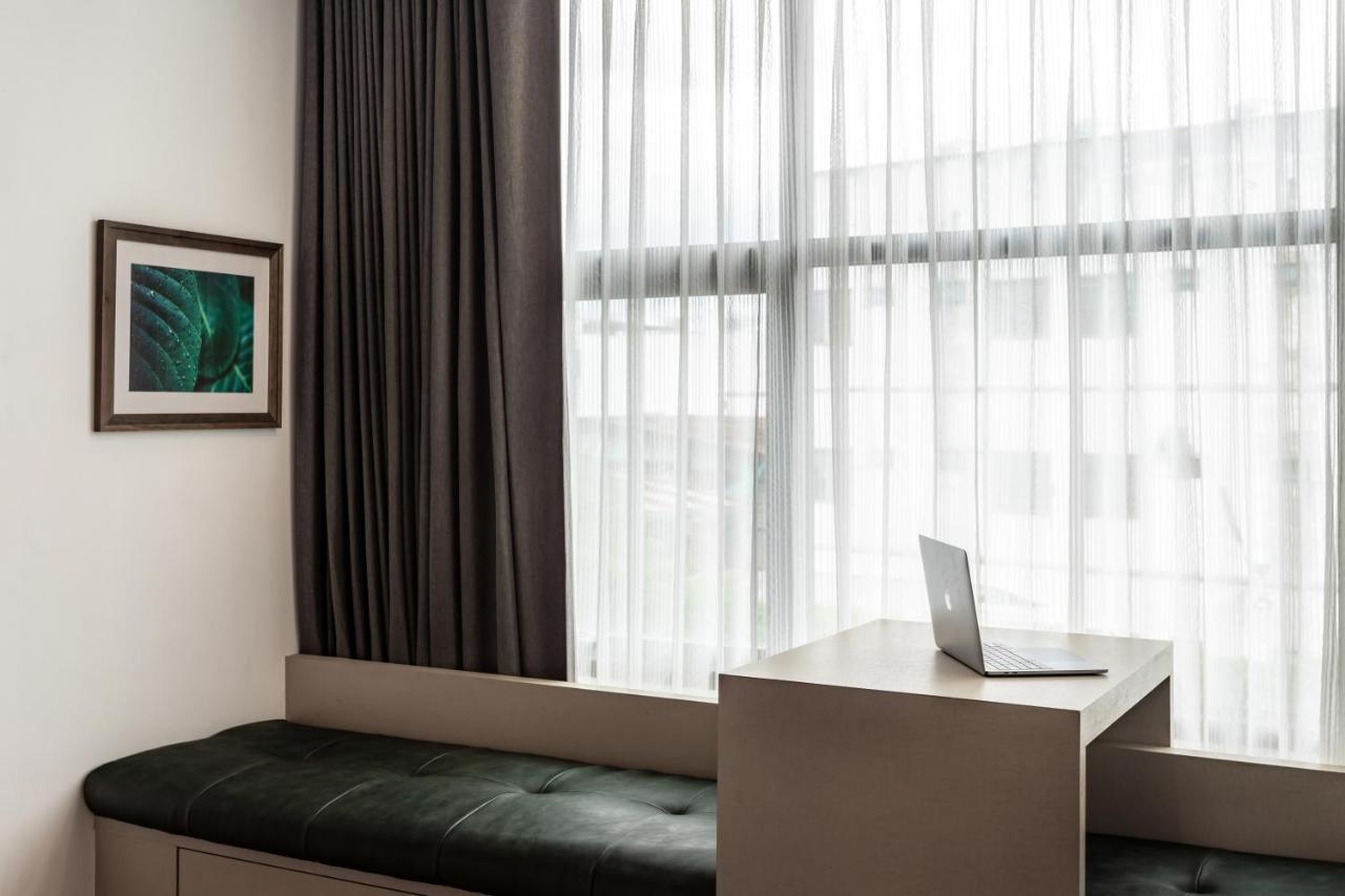 The Wood Hotel Surin Bagian luar foto